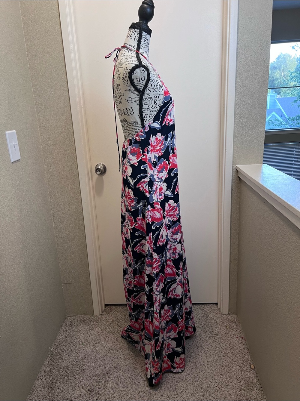 VICI Navy Floral Halter Maxi Dress Open Back Small wedding guest vacation - Picture 2 of 9
